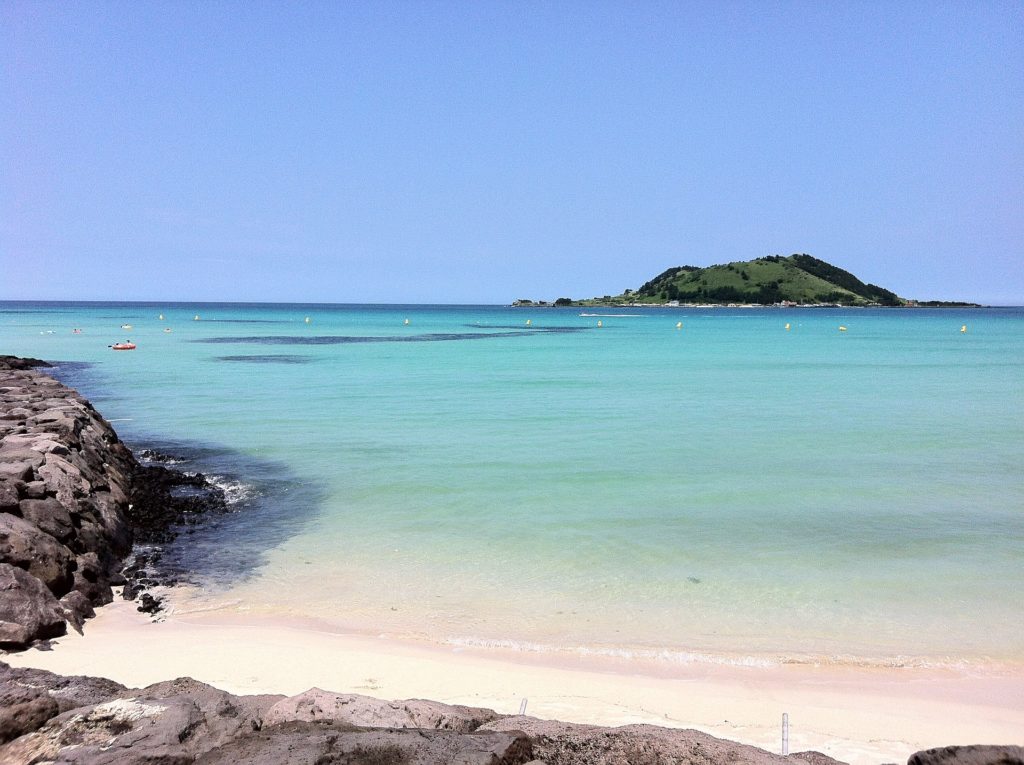 チェジュ島の牛島にある下古水洞(ハゴスドン)ビーチ2 チェジュ島の牛島にある下古水洞(ハゴスドン)ビーチ2